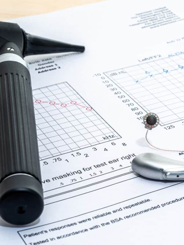 audiogram and otoscope